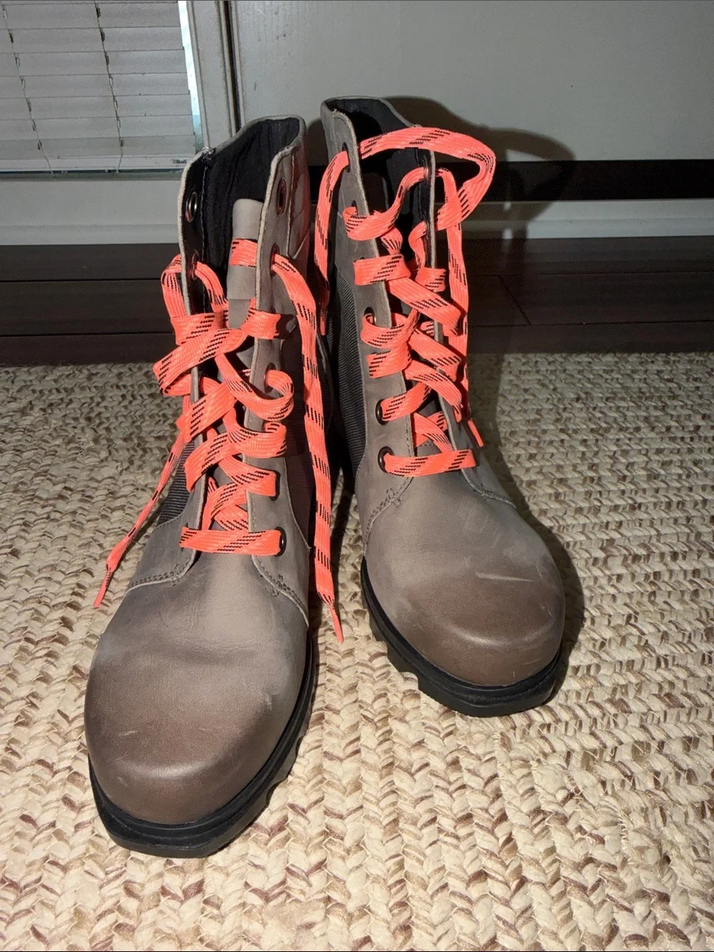 Joan Of Arctic Wedge III Lexie Boot 9.5 NWOT